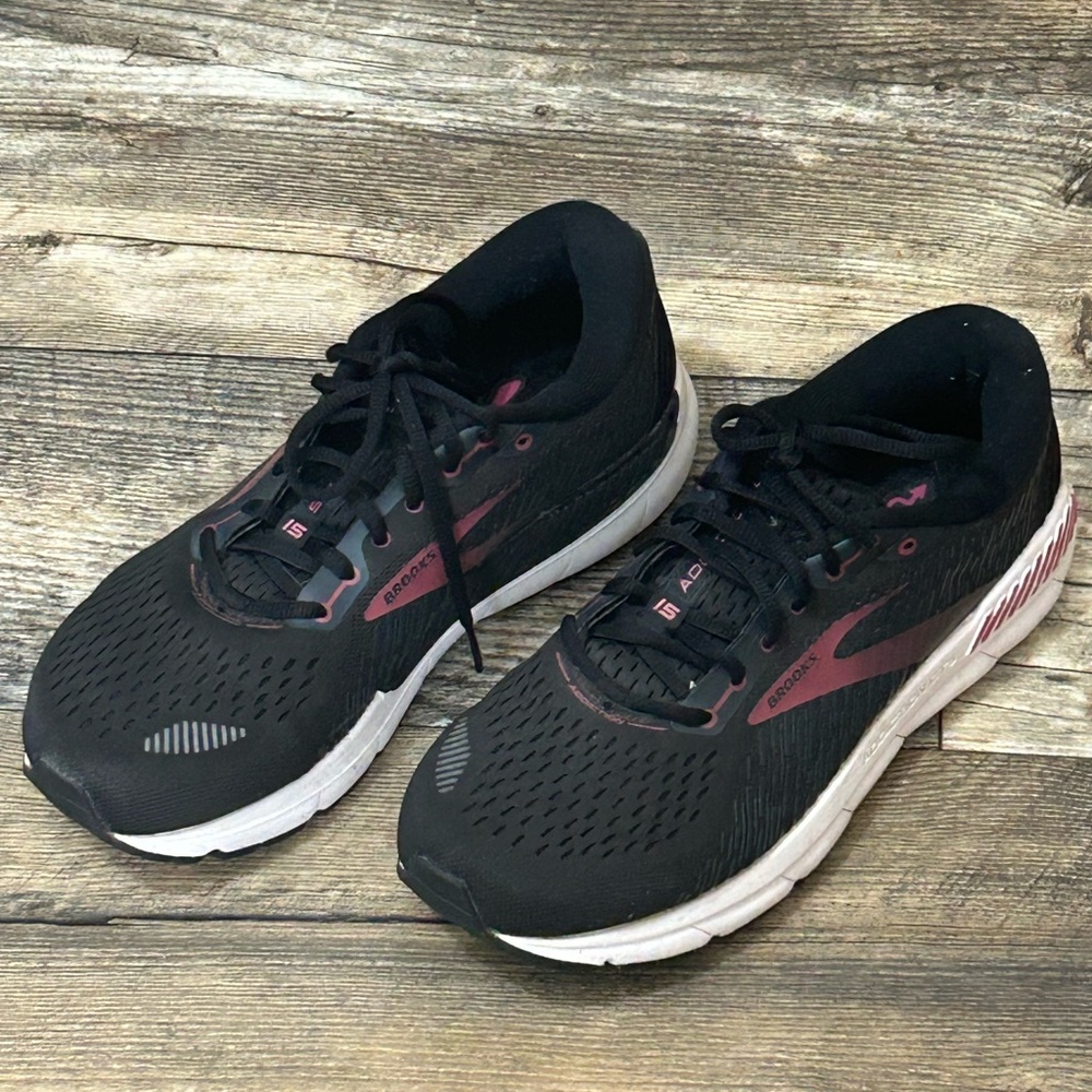 Brooks Women’s Addiction
GTS 15 Running Shoes
Black Walking Comfort Sz 9.5 - Picture 5 of 10